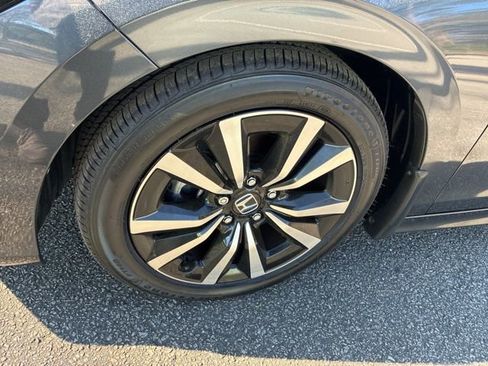 Used 2022 Honda Civic EX image 12