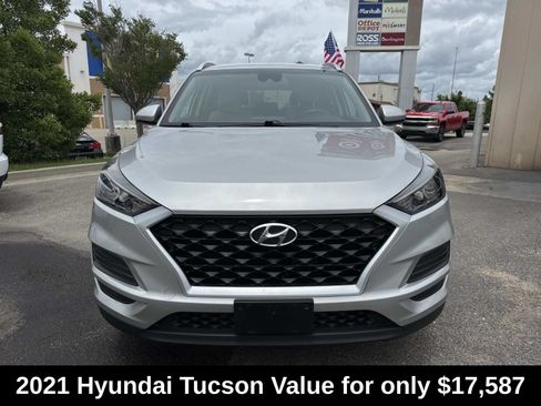 Used 2021 Hyundai Tucson Value FWD image 2