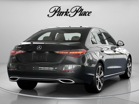 Used 2022 Mercedes-Benz C 300 Sedan image 19
