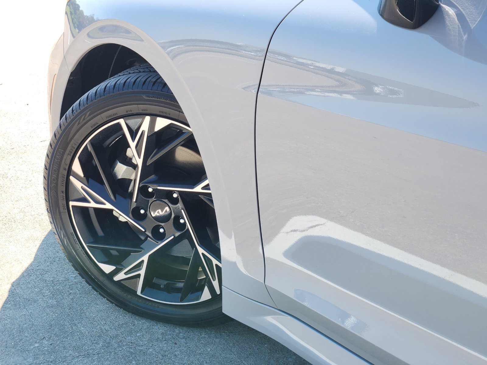 Used 2025 Kia K5 GT-Line w/ GT-Line Premium Package FWD image 17