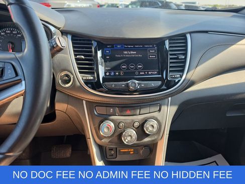 Used 2022 Chevrolet Trax LT w/ Sport Edition AWD/4WD image 20