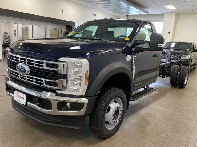 New 2024 Ford F550 4x4 Regular Cab Super Duty image 4