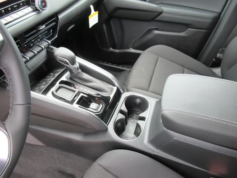 New 2026 GMC Canyon Elevation w/ Convenience Package RWD image 18