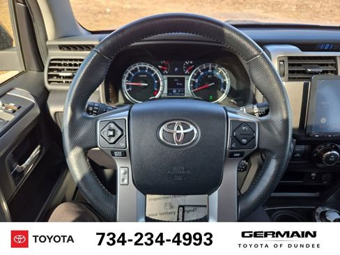 Used 2019 Toyota 4Runner SR5 Premium image 26