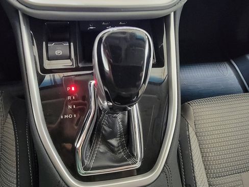 Used 2022 Subaru Outback Premium image 17