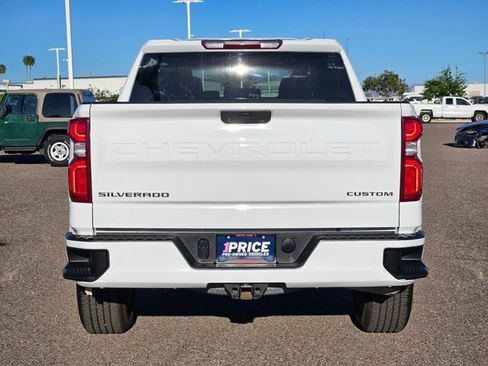 Used 2021 Chevrolet Silverado 1500 Custom image 5