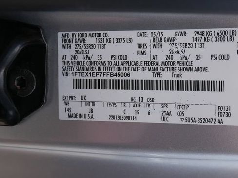 Used 2015 Ford F150 XLT w/ Equipment Group 302A Luxury AWD/4WD image 29