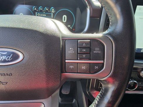 Used 2022 Ford F150 Lariat image 44