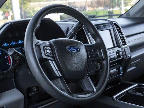 Used 2018 Ford F350 XLT w/ XLT Premium Package image 21