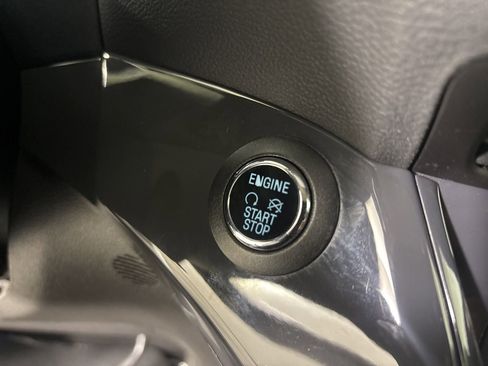 Used 2014 Ford Escape Titanium w/ Equipment Group 401A FWD image 15