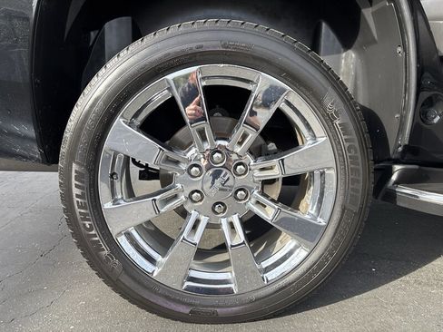 Used 2013 GMC Yukon Denali image 24