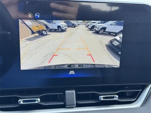 New 2026 Chevrolet Equinox LT w/ Convenience Package II image 14