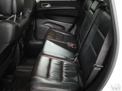 Used 2021 Jeep Grand Cherokee Limited w/ Premium Lighting Group AWD/4WD image 19