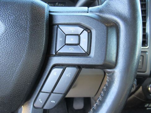 Used 2018 Ford F150 XLT w/ Equipment Group 302A Luxury image 22