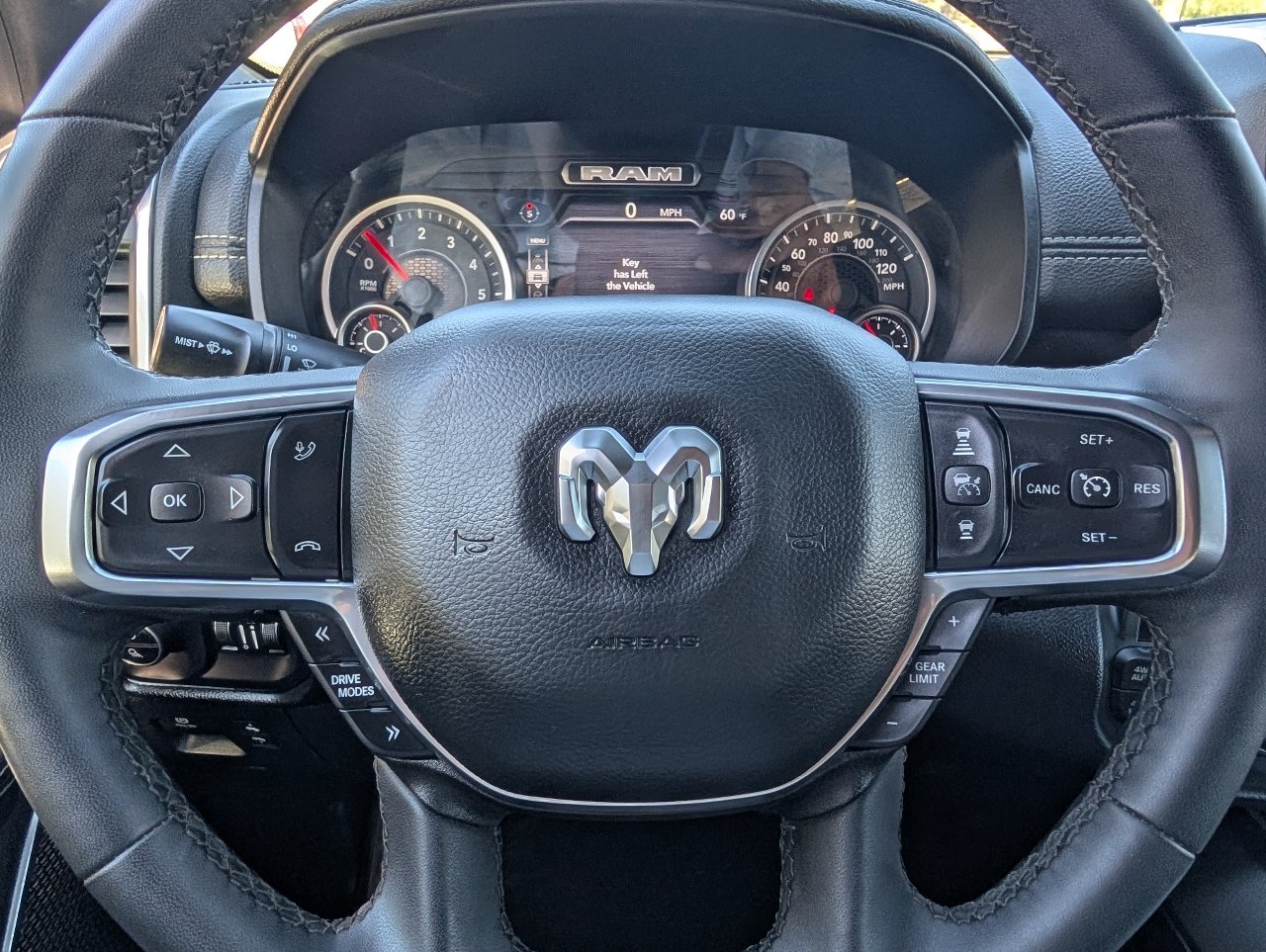 Used 2026 RAM 1500 Laramie AWD/4WD image 18
