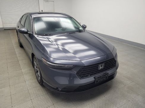 Used 2023 Honda Accord EX image 13