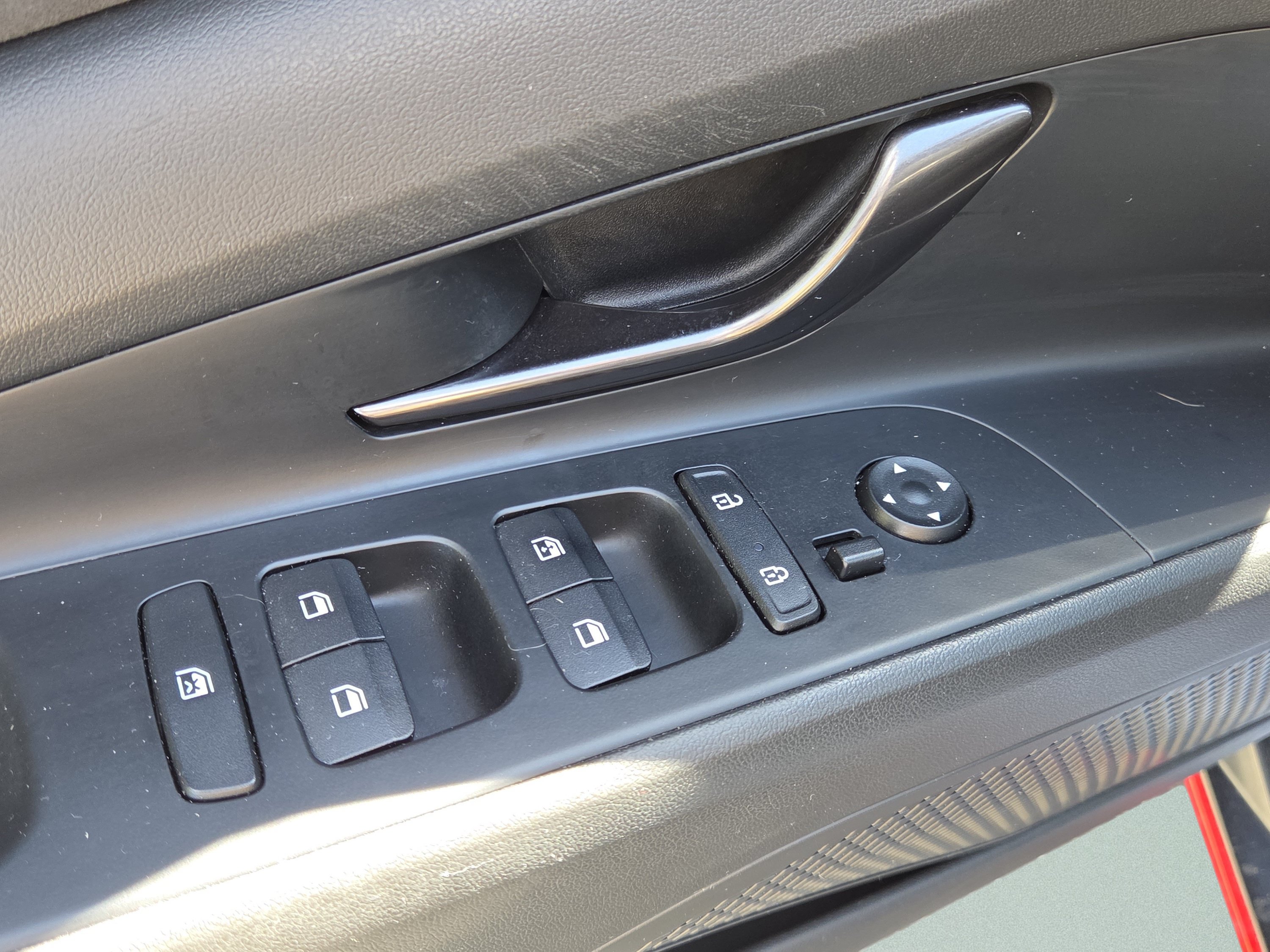 Used 2022 Hyundai Elantra N FWD image 31
