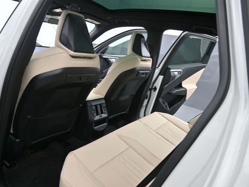 New 2026 BMW X3 xDrive30 w/ Premium Package image 31