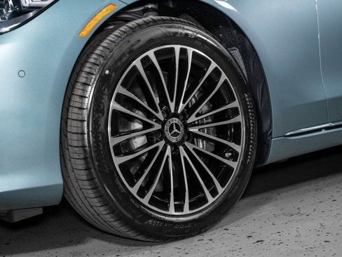 New 2026 Mercedes-Benz S 580 4MATIC Sedan image 31