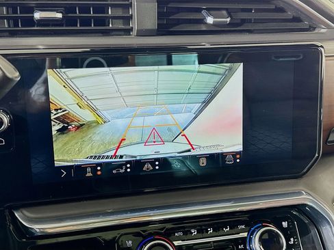 Used 2024 GMC Sierra 3500 Denali Ultimate image 44