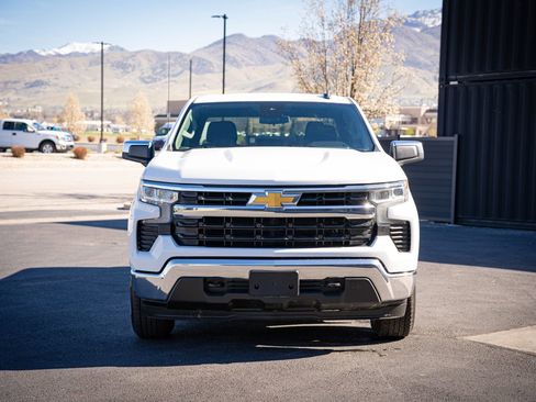 Used 2023 Chevrolet Silverado 1500 LT w/ Work Truck Package AWD/4WD image 2