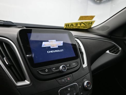Used 2022 Chevrolet Malibu LS image 27