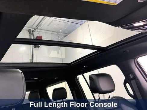 Used 2024 Jeep Wagoneer Series II AWD/4WD image 37