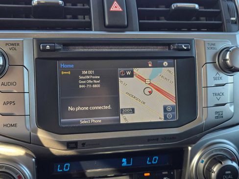 Used 2016 Toyota 4Runner Limited image 30