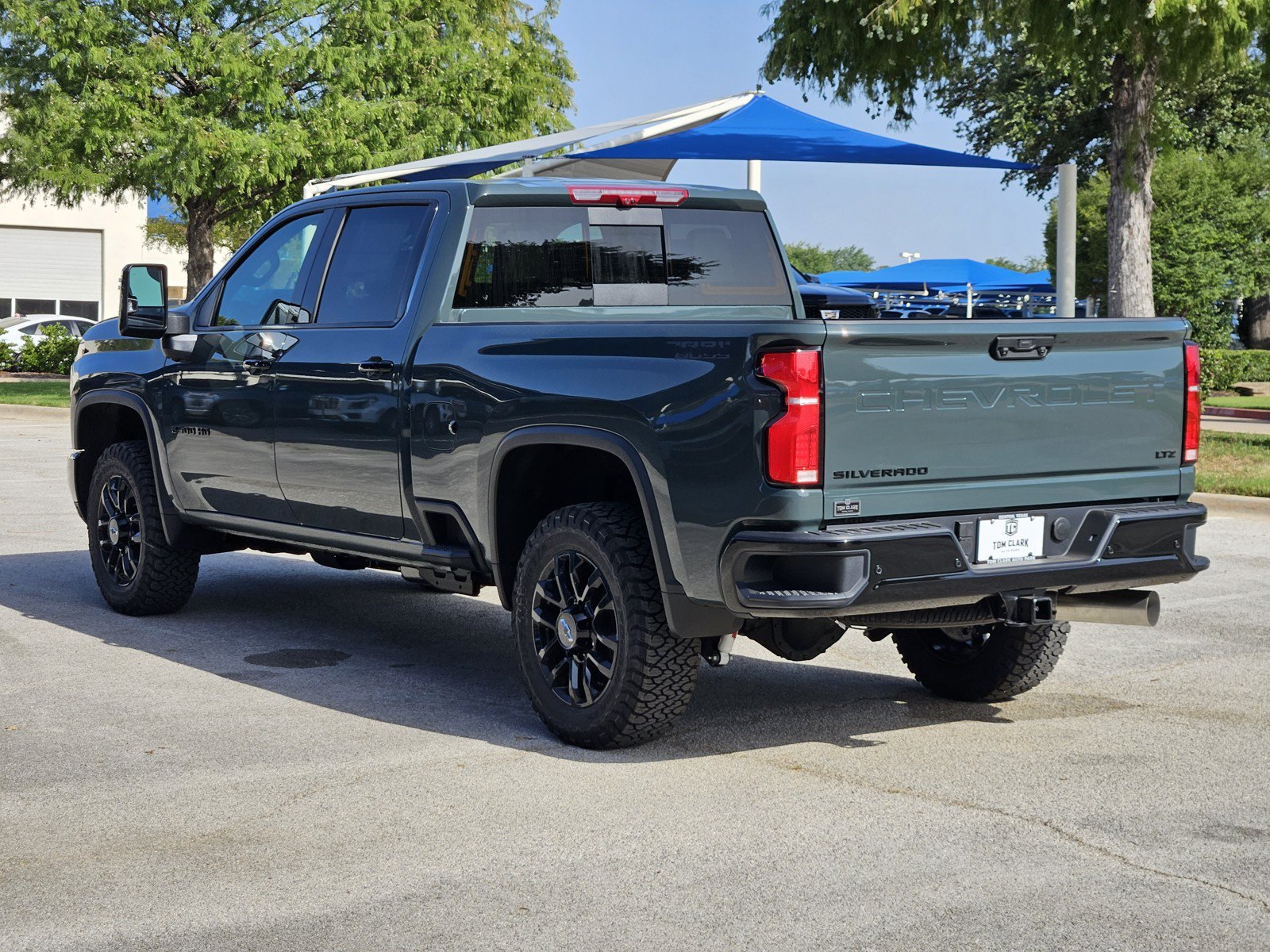 New 2026 Chevrolet Silverado 2500 LTZ w/ LTZ Plus Package AWD/4WD image 4