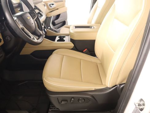 Used 2024 Chevrolet Tahoe Premier image 11