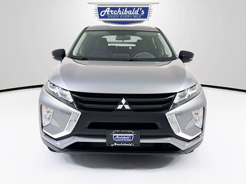 Used 2020 Mitsubishi Eclipse Cross LE image 2