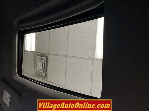 Used 2020 GMC Sierra 1500 SLT w/ SLT Premium Plus Package AWD/4WD image 43