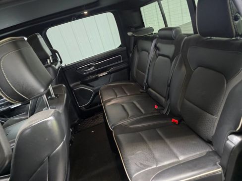 Used 2022 RAM 1500 Laramie w/ Sport Appearance Package AWD/4WD image 18