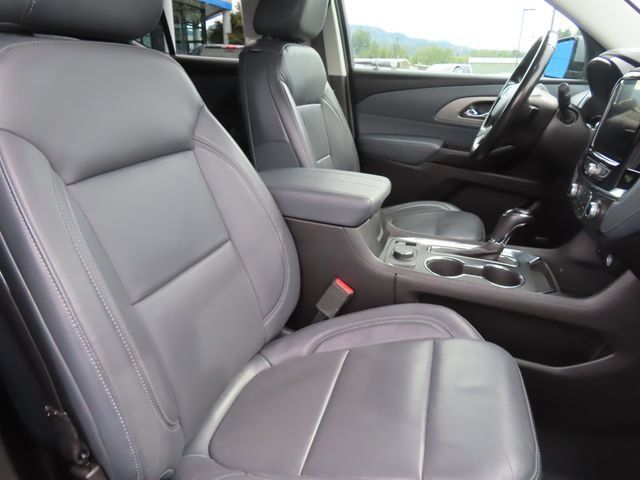 Certified 2019 Chevrolet Traverse LT w/ LT Premium Package AWD/4WD image 47