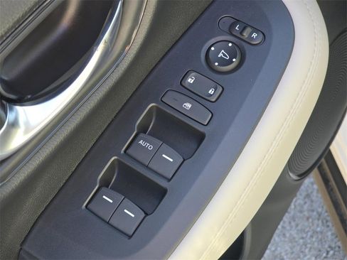 New 2026 Honda HR-V LX image 26