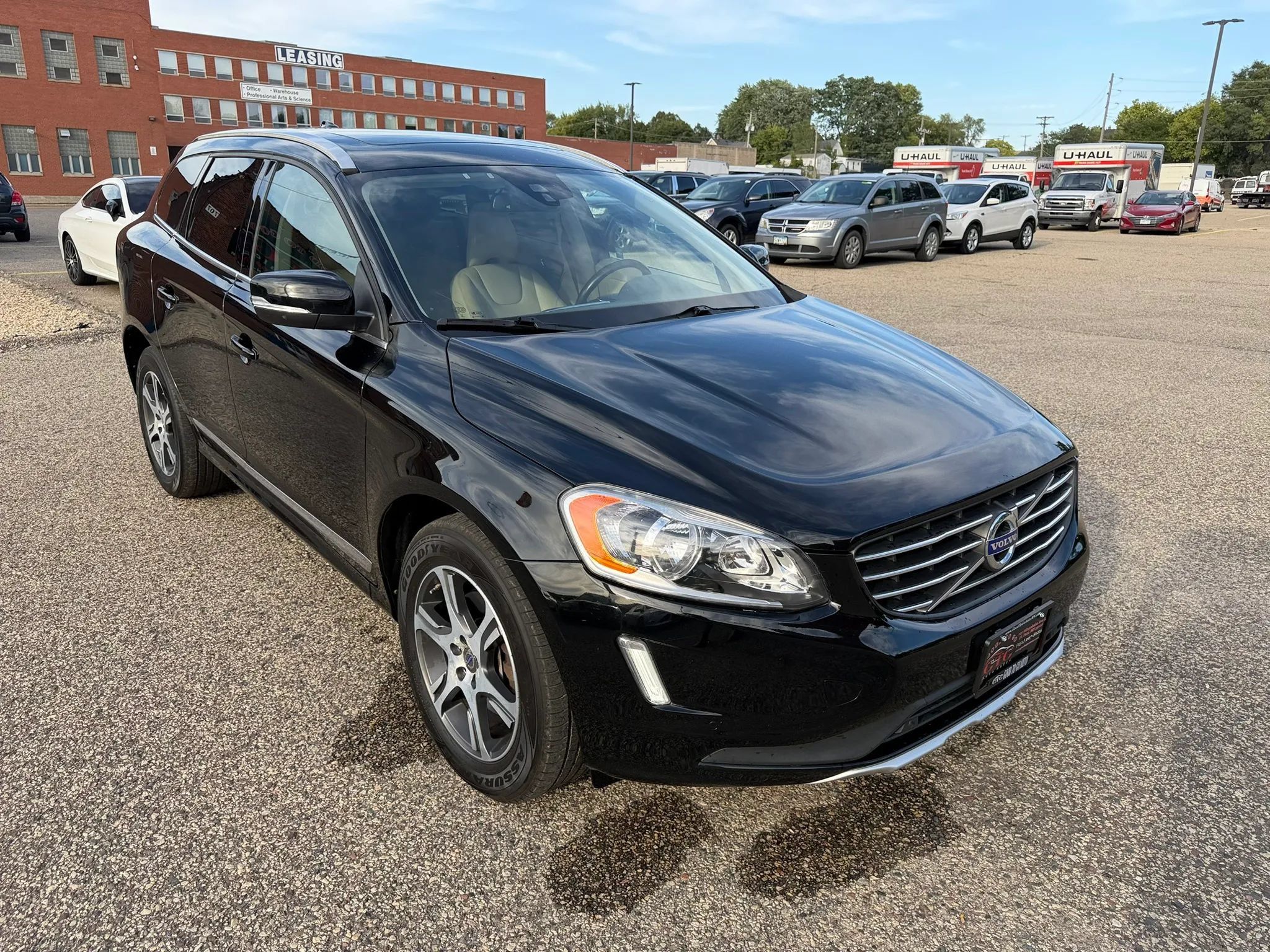 Used 2015 Volvo XC60 T6 AWD/4WD image 8