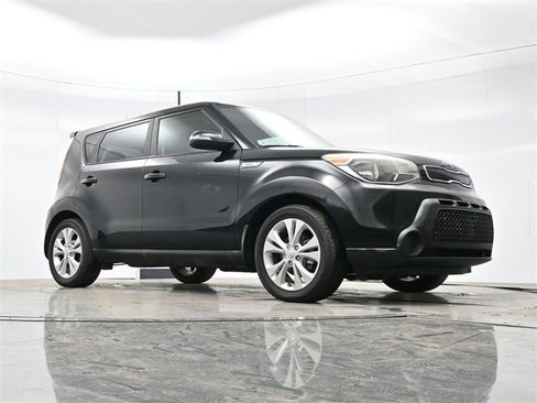 Used 2014 Kia Soul + image 20