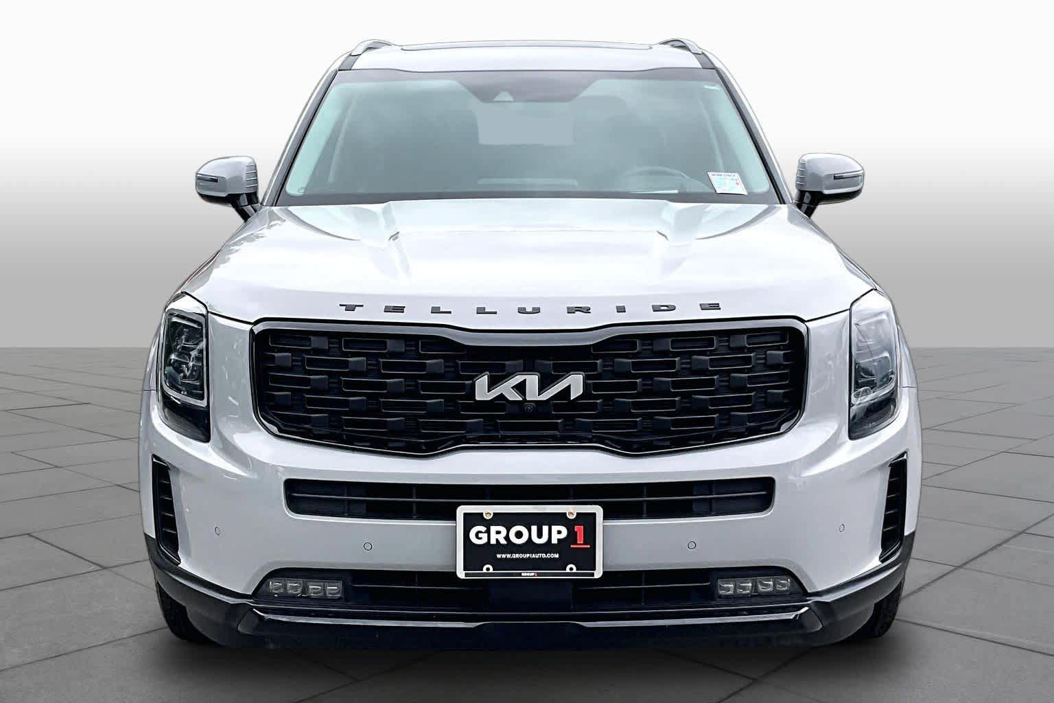 Used 2022 Kia Telluride SX w/ SX Prestige Package AWD/4WD image 4