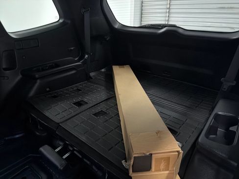 Used 2024 Kia Telluride EX X-Line AWD/4WD image 15