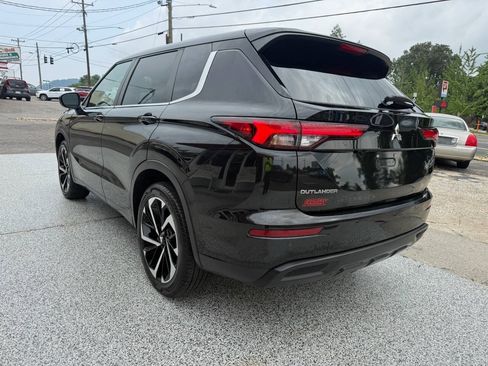 Used 2022 Mitsubishi Outlander ES AWD/4WD image 9