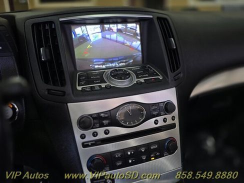 Used 2013 INFINITI G37 Convertible w/ Premium Pkg RWD image 27