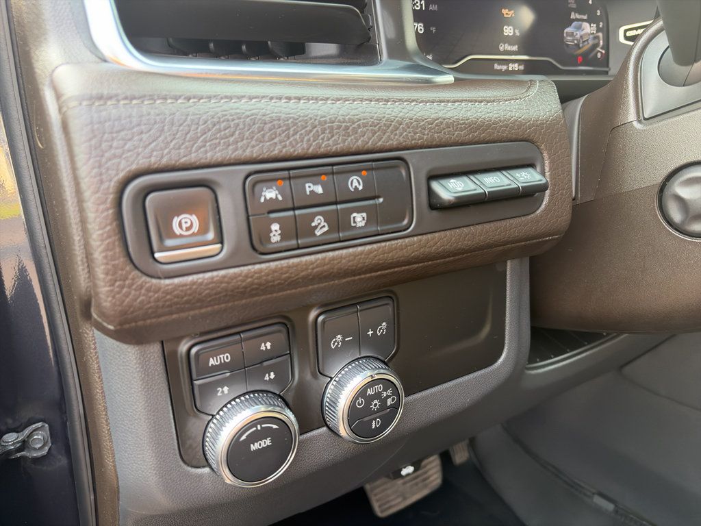 Used 2023 GMC Yukon Denali AWD/4WD image 22