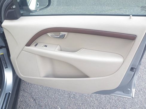 Used 2009 Volvo XC70 3.2 AWD/4WD image 19