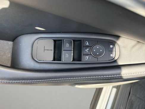 Used 2023 INFINITI QX60 Pure FWD image 18