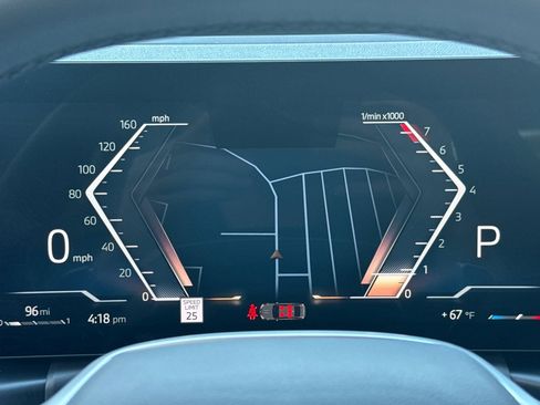 Used 2025 BMW 330i Sedan w/ Premium Package image 34