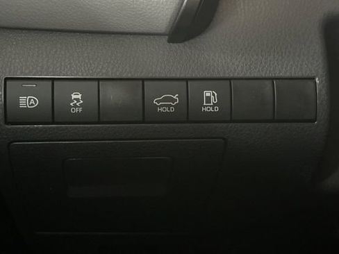 Used 2024 Toyota Camry LE w/ Convenience Package image 30