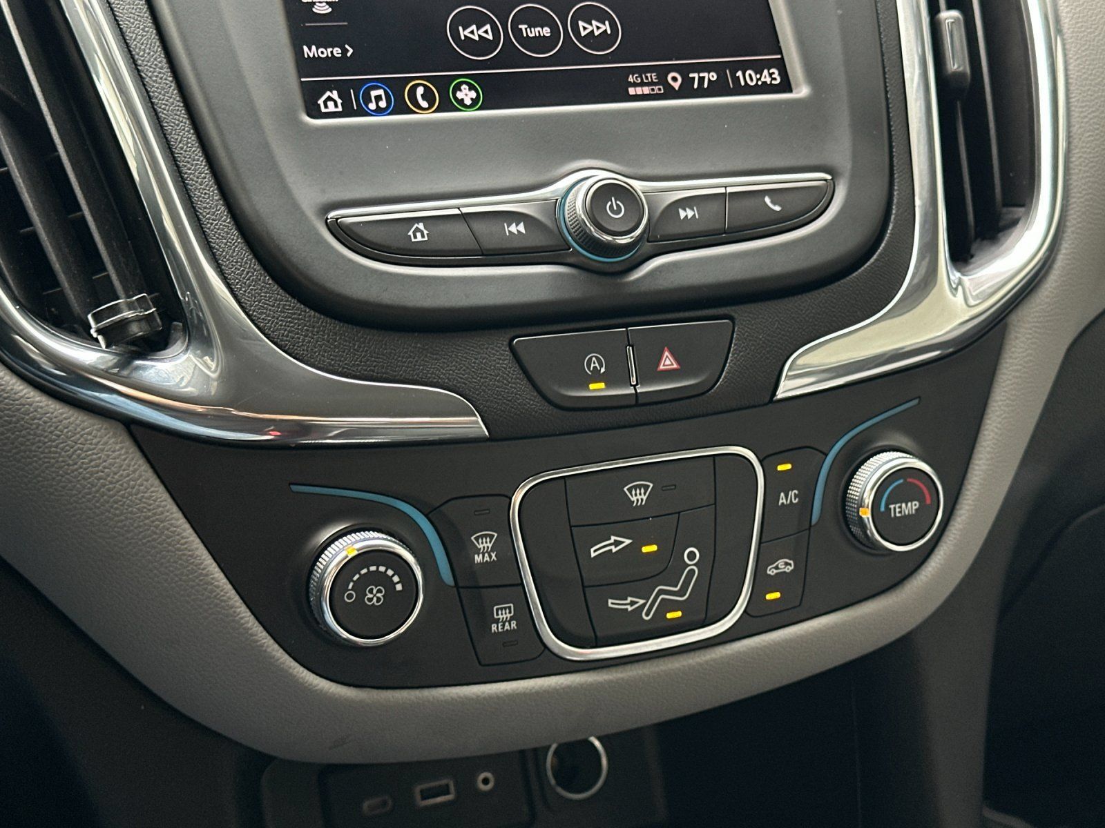 Used 2022 Chevrolet Equinox LS w/ LS Convenience Package FWD image 18
