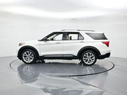 Used 2023 Ford Explorer Platinum w/ Technology Package image 7