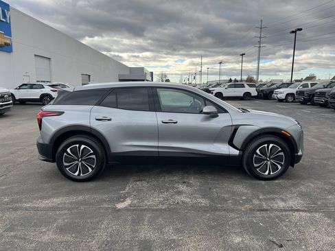 New 2026 Chevrolet Blazer EV LT image 8