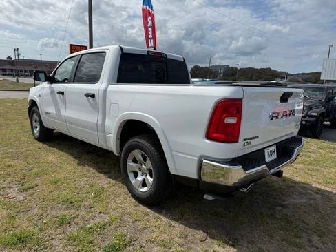 New 2026 RAM 1500 Big Horn AWD/4WD image 5